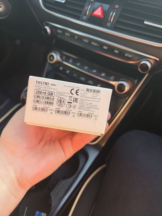 Звонит Tecno spark 40 256gb