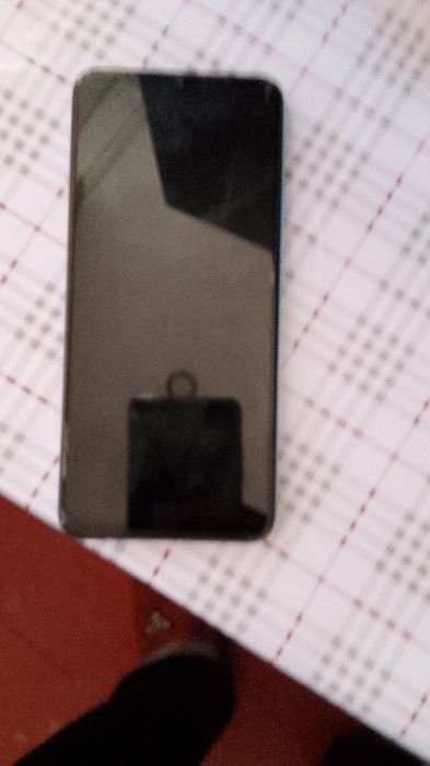 Продам смартфон срочно