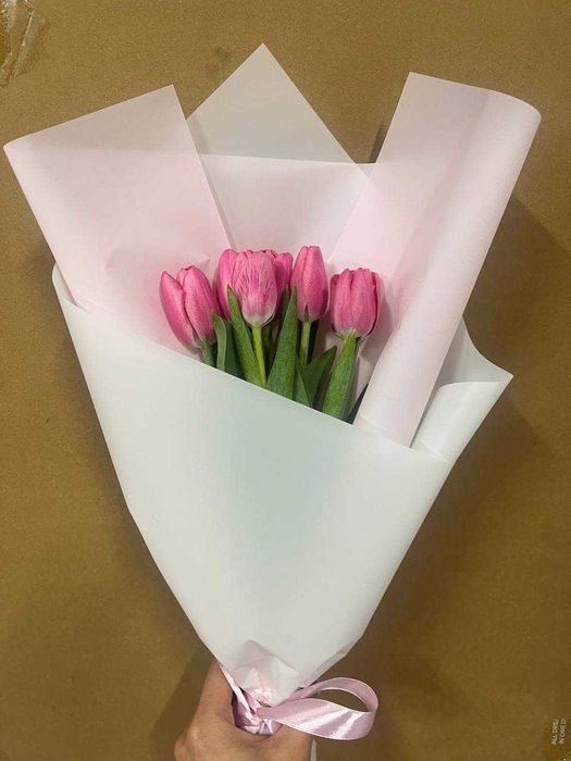 тюльпаны с индивидуальным оформлением