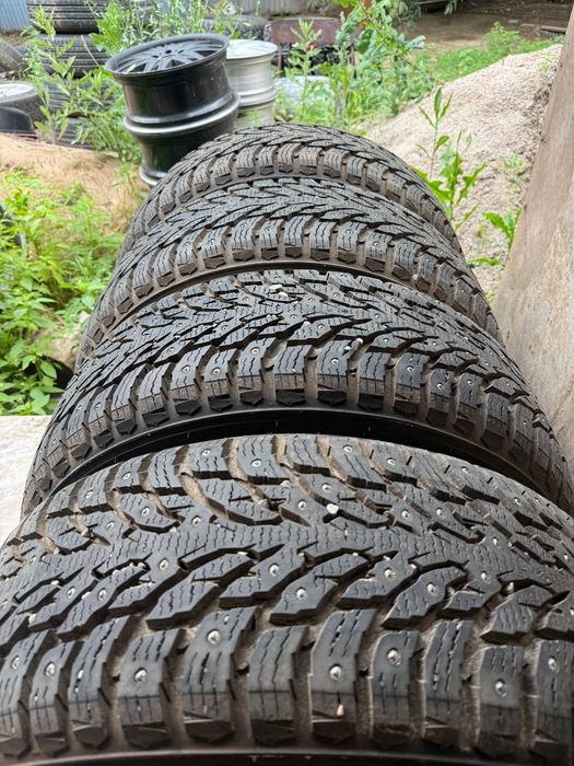 235 55 R18 Комплект 4шт. Nokian Зима Шины