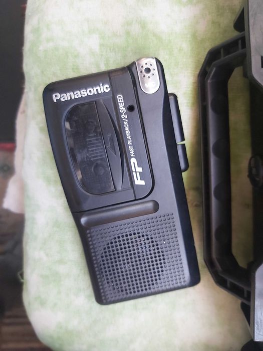 Reportofon cu microcasetă Panasonic