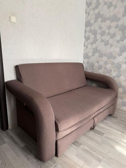 Продам диван в отличном состоянии