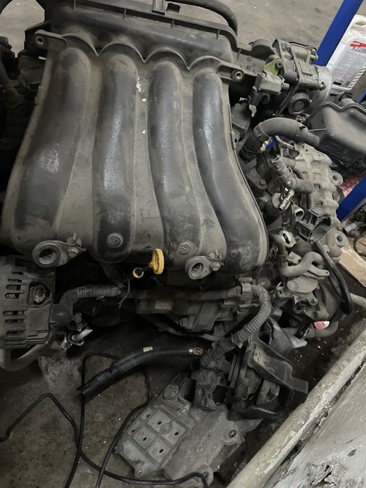 Продам двигатель и акпп на ниссан