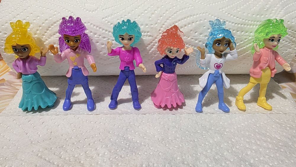 Микс киндер играчки