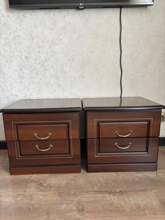 Продам спальный гарнитур