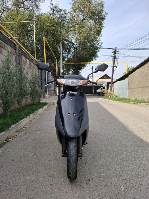 Продам мопед марка Хонда дио 35.