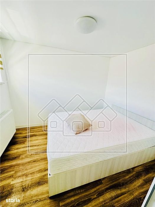 Casa tip duplex, 177 mp utili, 3 locuri de parcare - Selimbar