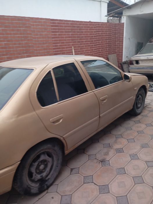 Продам нисан примера