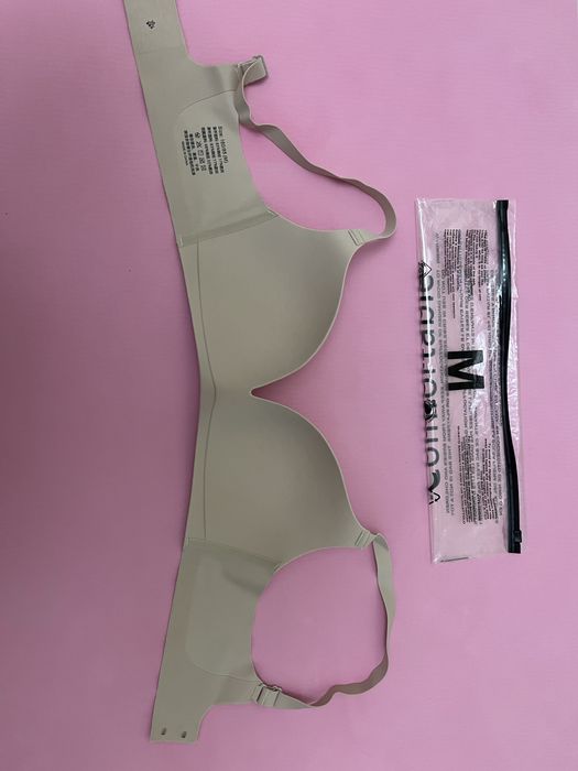 Бюстгалтер бесшовный новый