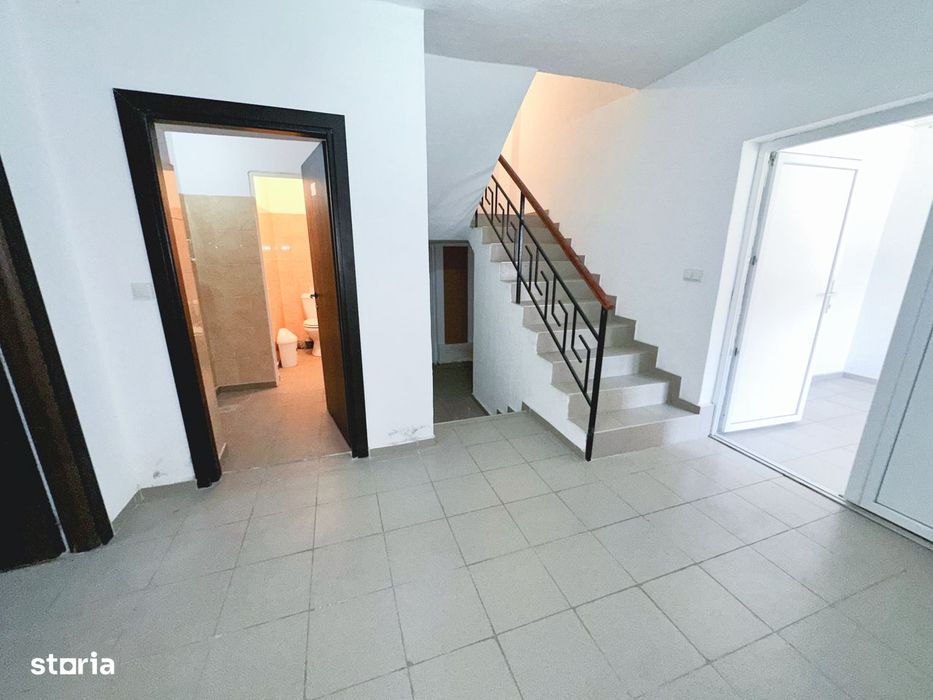 Spațiu comercial + locuință de vânzare  
Strada Avram Iancu, Târnăveni