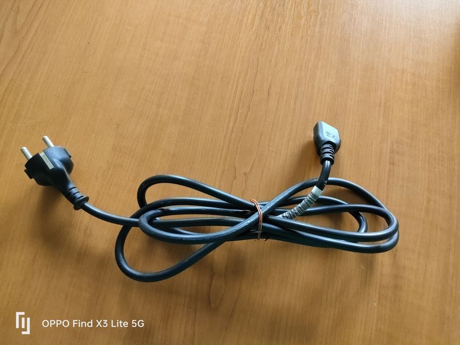 Cabluri alimentare PC și cablu  Euroscart