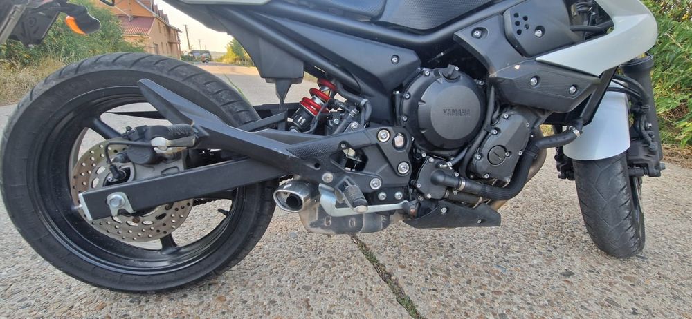 Yamaha xj6 abs  2012