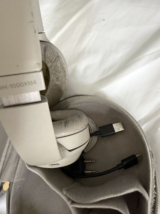 Casti Over the Ear Sony WH-1000XM4 Bluetooth