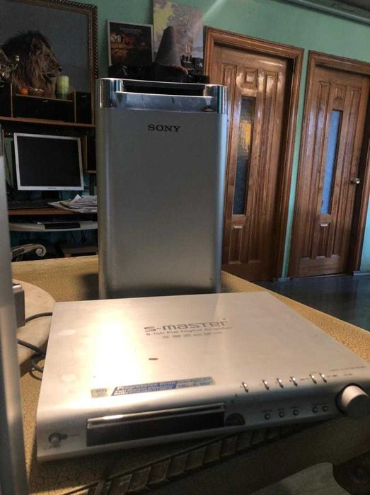 Домашний кинотеатр "Sony"