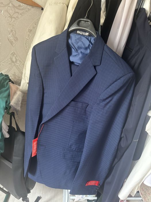 Костюм сатылады