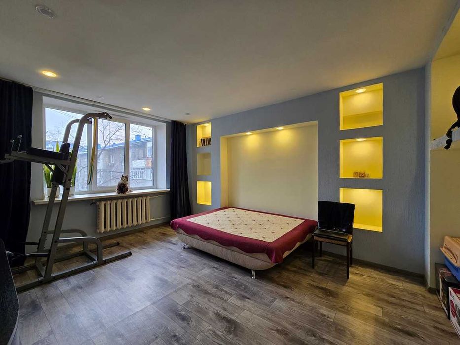 Продам квартиру Назарбаева 235