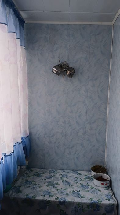 Продам 2 ком. квар.  20 мкр