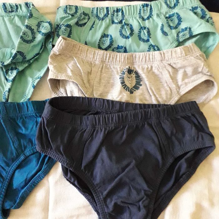 Слипове за момченце