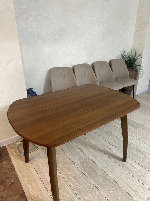 Деревянный кух.стол