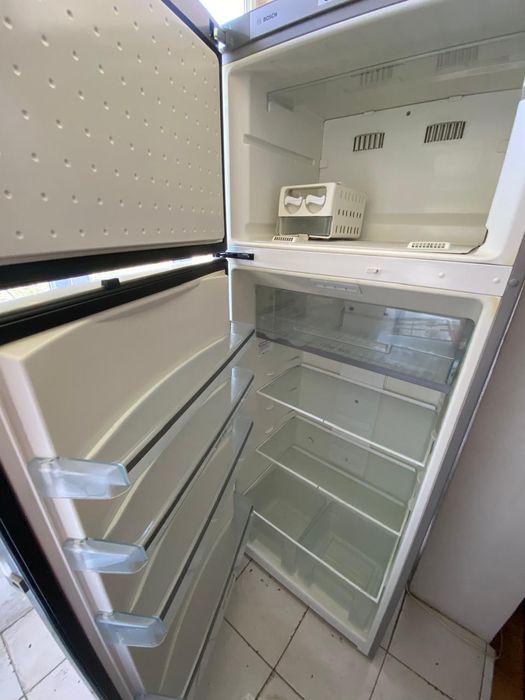 Холодильник BOSCH