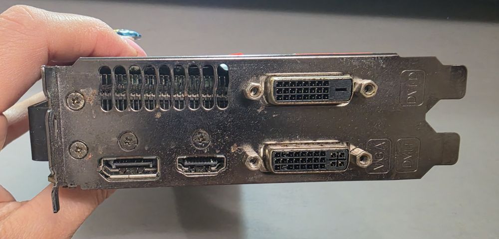 Видеокарта Asus GTX 660 2 GB