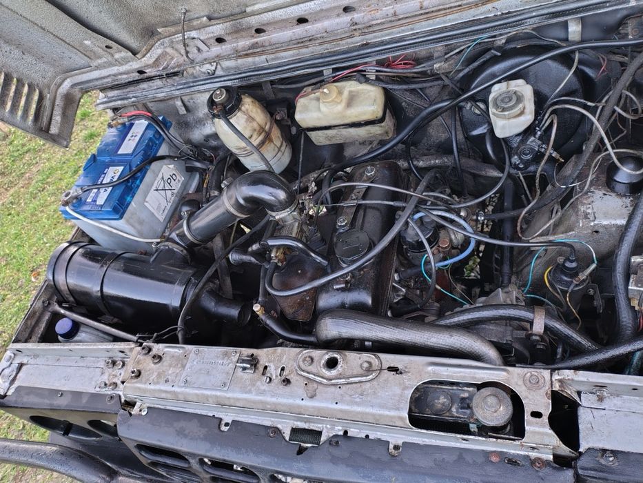 Vând ARO 10 Camionetă