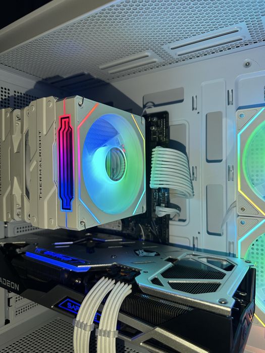 Pc Ryzen 7 5700x rx 6750xt 16gb ram