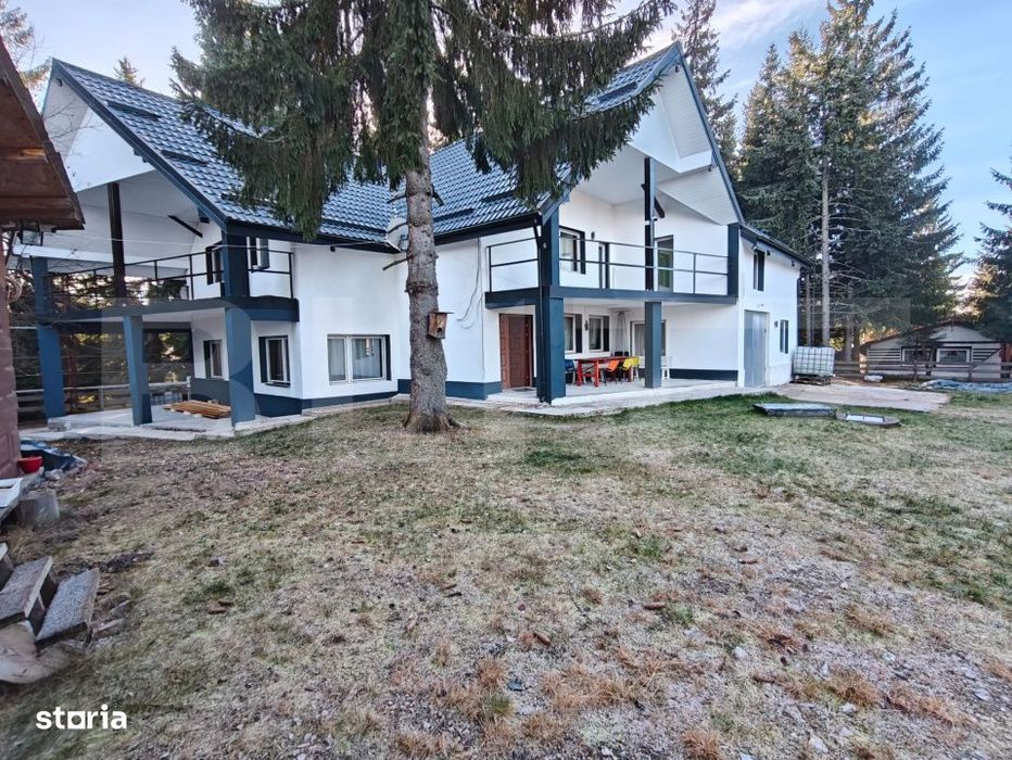 Casa de vacanta/locuit  7 camere, 420 mp utili, 1430 mp de teren, Mari