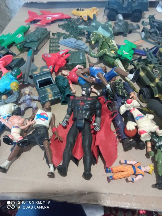 Играчки войници и други