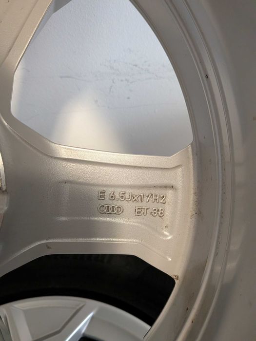 Jante + Anvelope 215/65/R17 5x112 ET38