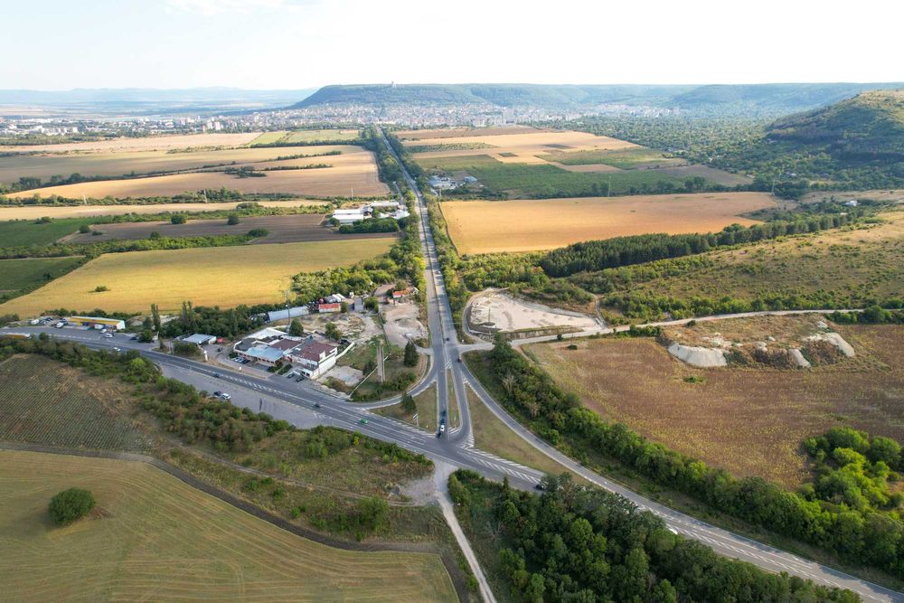 Продава се Парцел в Шумен, 5-ти полк - 28640 кв.м за 36 €/кв.м - Снимка #1