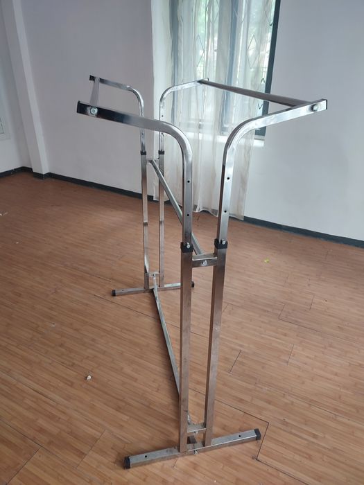 Stender haine din inox