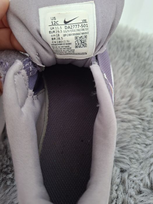 Adidasi Nike fete 29.5