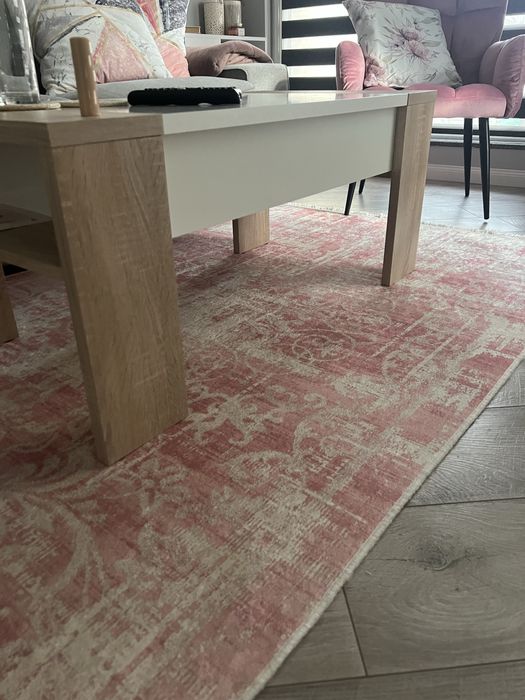 Нетъкан Килим с розов акцент 120Х180