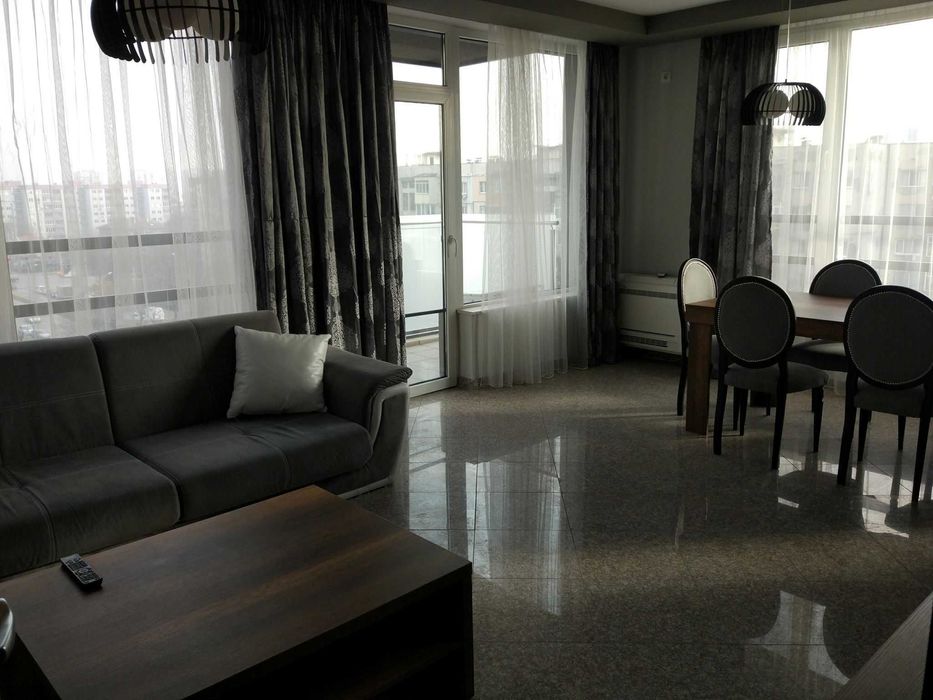 Дава се под наем Тристаен апартамент в Пловдив, Кършияка - 120 кв.м за 450 € - Снимка #1