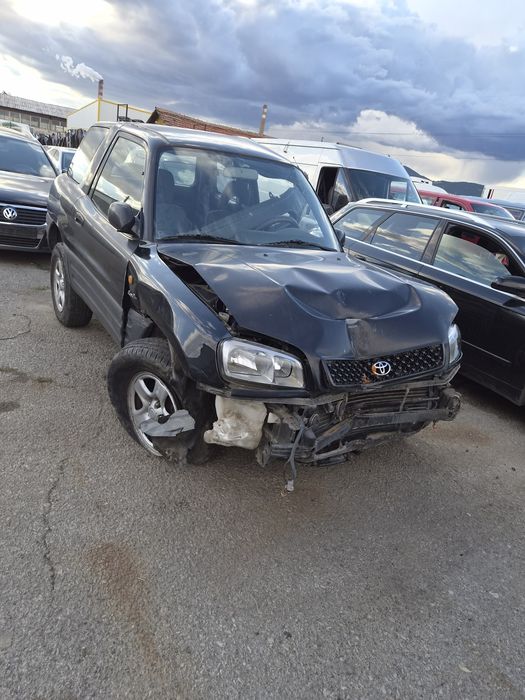 Rav 4 бензин На части!!!