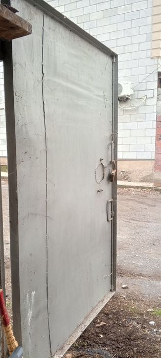 Продаётся гараж по Айбергенова.