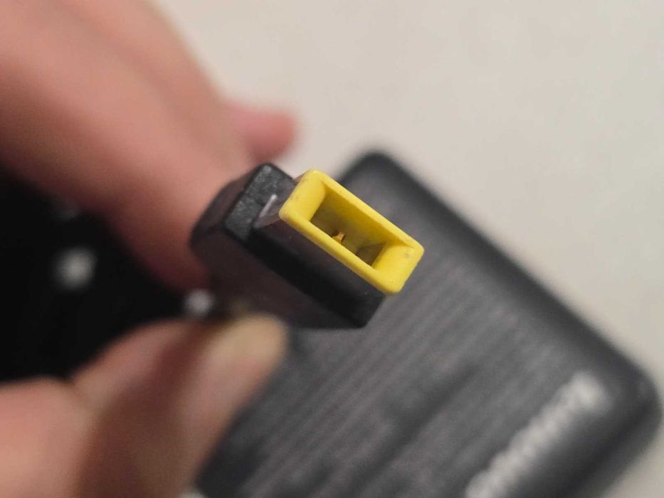 Incarcator laptop original Lenovo 135W, 20V, 6.75A - mufa USB