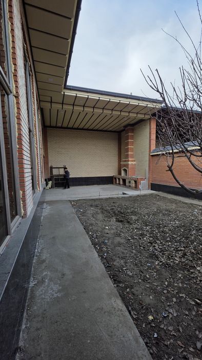 Уй сотилади (Ховли)