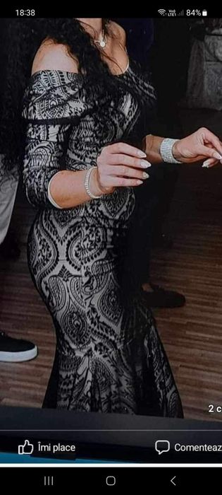 Vând rochie Naşă  mărimea S