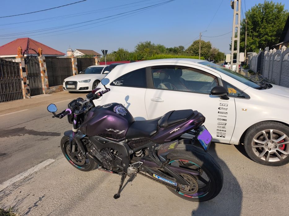 Yamaha fz1-n naked