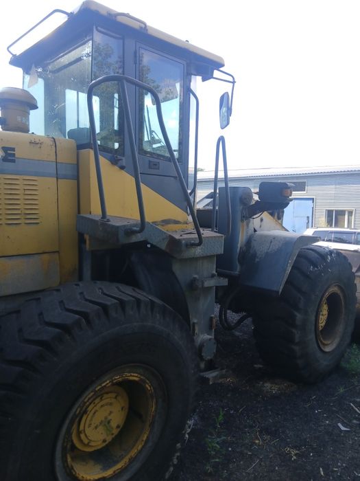 Фронтальный погрузчик Lishide CL 955