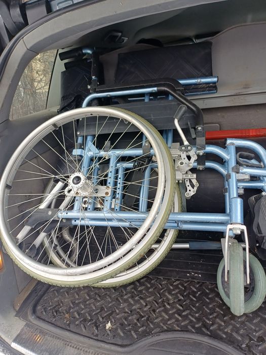 Продам  недорого