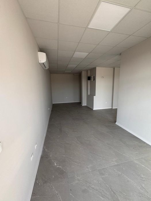 Магазин под наем в жк. Христо Смирненски