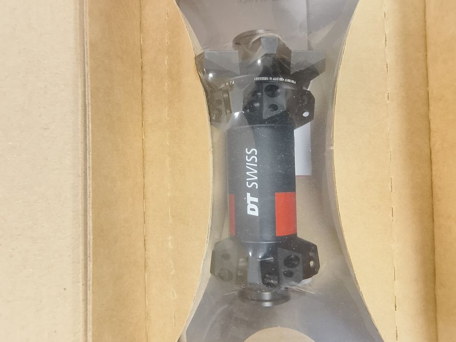 Главини DT SWISS 240 Disc Straight Pull(15x100/110mm/12x142mm) SRAM XD