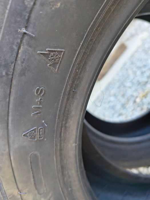 205 60 15 Michelin Alpin