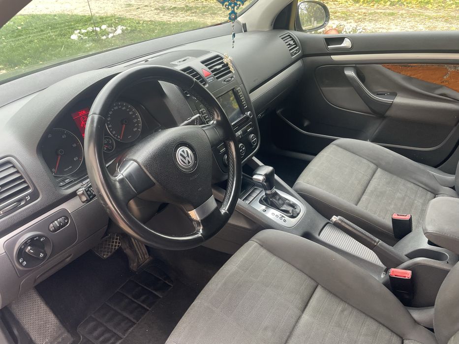 De vanzare golf 5 automat