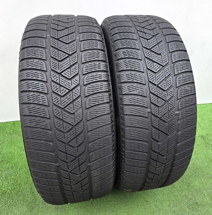 2бр. 235/55/19 PIRELLI Scorpion RFT - зимни