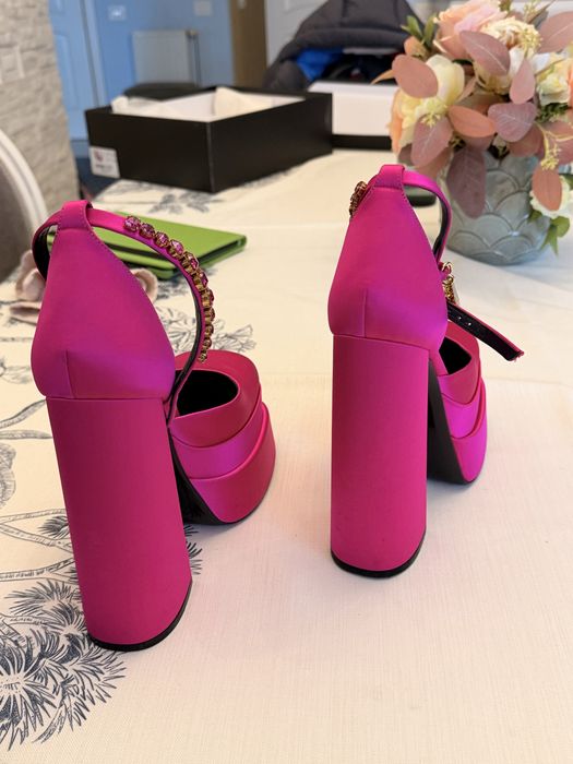 Sandale Versace marimea 38