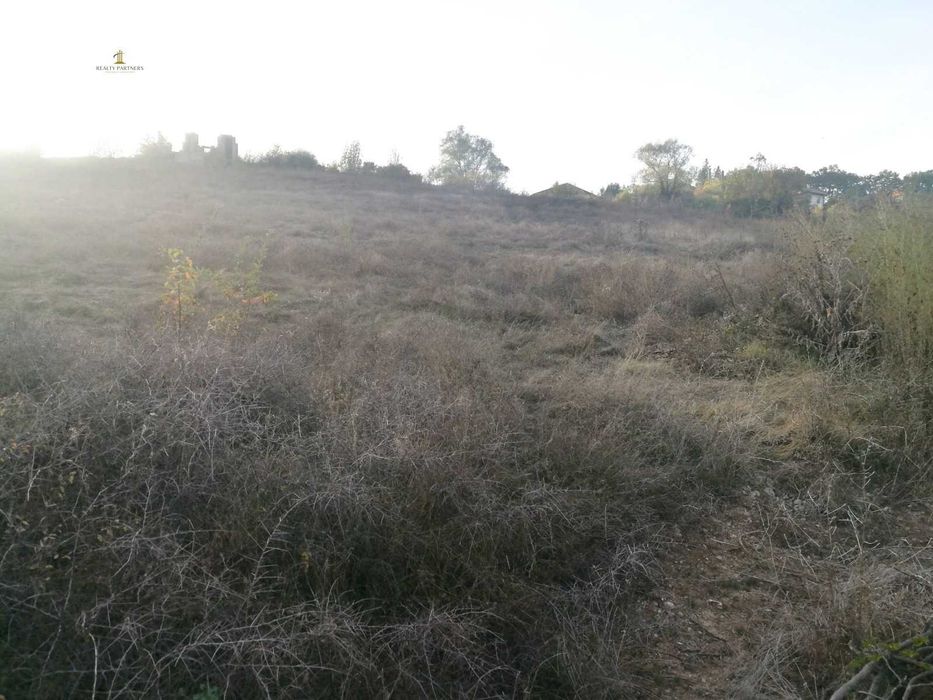 Продава се Парцел в с. Ковачевци, Област Перник - 5560 кв.м за 53 €/кв.м - Снимка #2